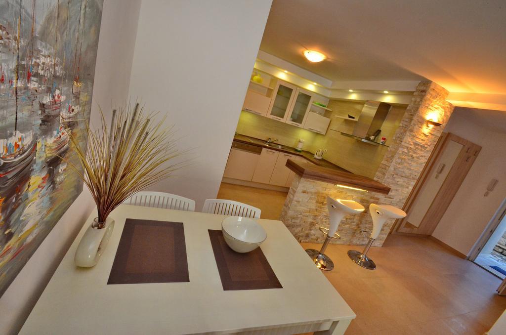 Muo Apartments Kotor Ruang foto