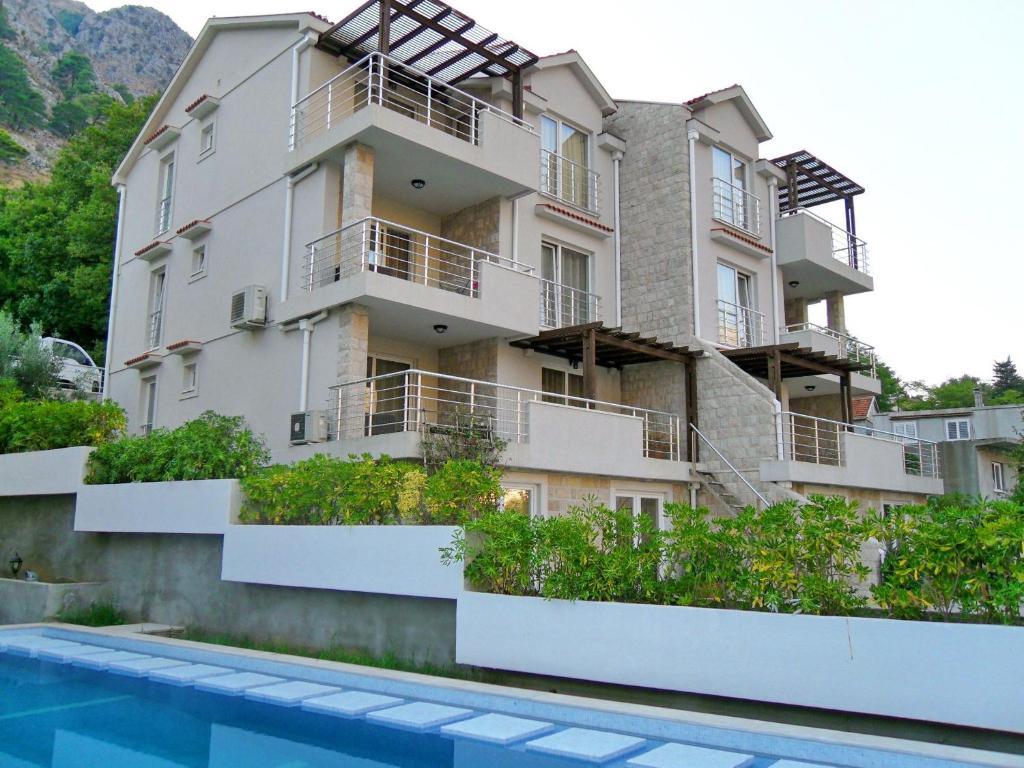 Muo Apartments Kotor Bagian luar foto